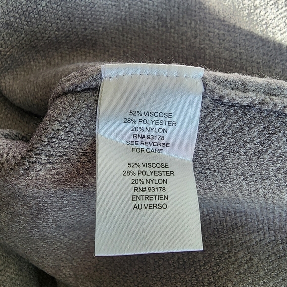 NWT Tahari Viscose Blend Grey Duster Cardigan Sweater Soft Women's Medium M  New - Picture 8 of 9